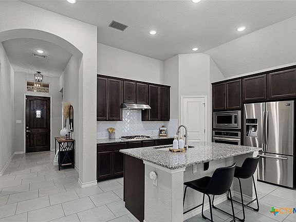 3rd image of 3062 Blenheim Park