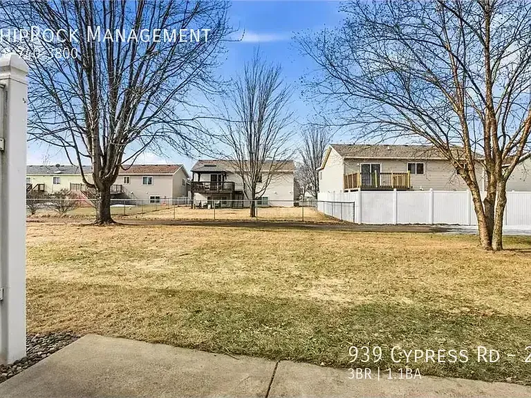 939 Cypress Rd #27 — Photo 21