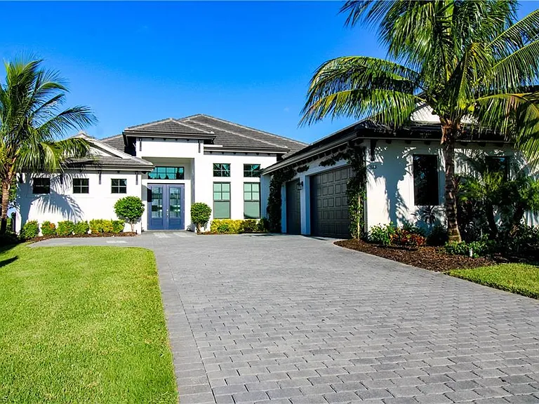 3123 Heather Glen Ct — Photo 4