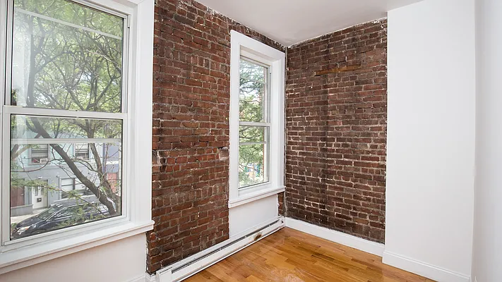 Rented by Nooklyn NYC LLC | media 10