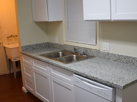 3rd image of 4460-70 Orinda Way