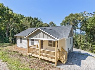 340 Matthew Ln, Canton, NC 28716