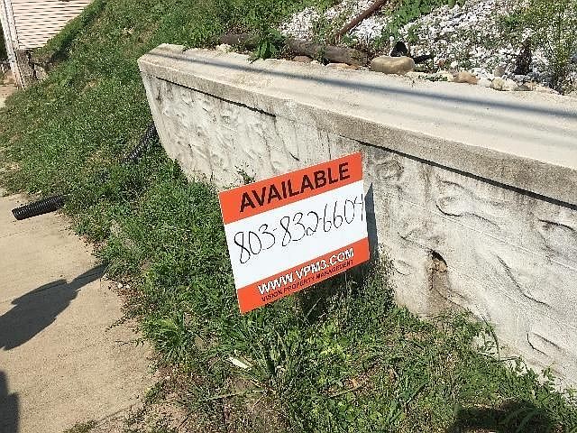 2nd image of 188 Ormsby Ave