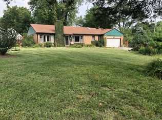 116 NE Northcrest Dr, Kansas City, MO 64116