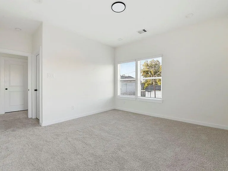 6417 Eastland St #A — Photo 22