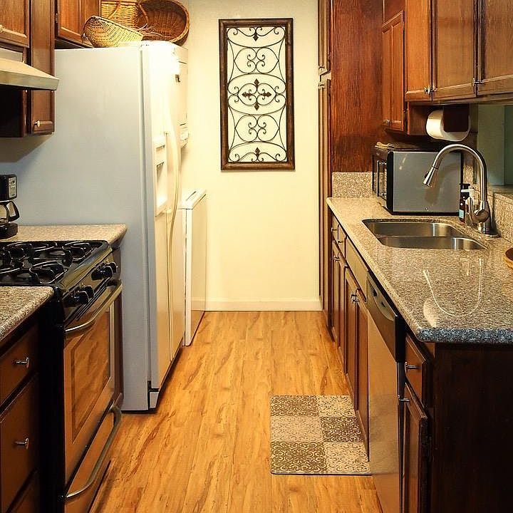 1st image of 7050 Vassar Ave Unit 15