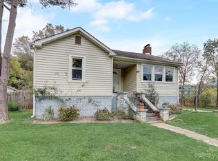 136 Spencer St, Clyde, NC 28721