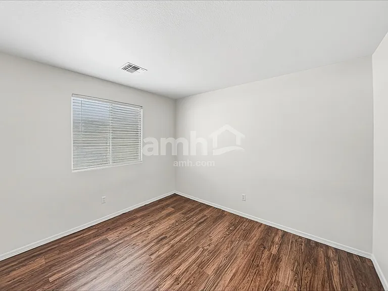 1505 S 81st Dr — Photo 15