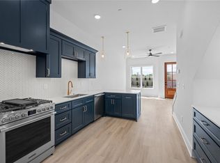 3055 W Ajax Ave, Rogers, AR 72758