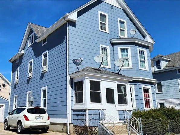 85 Hendricks St, Central Falls, RI 02863