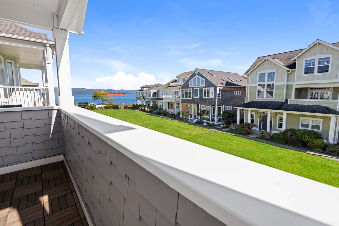 next background image