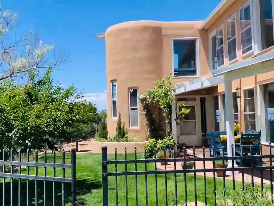 25 Camino Chupadero A, Santa Fe, NM 87506 MLS 202400383 Zillow