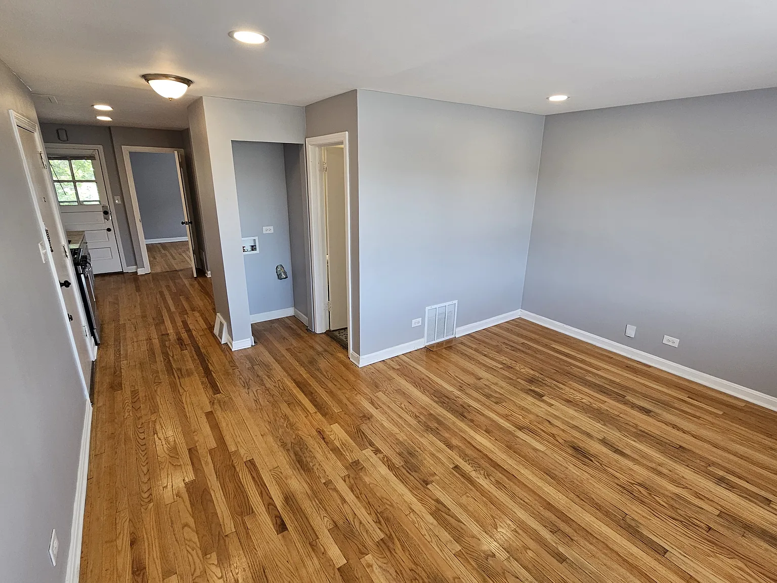 1 bed, $1,550 — Photo 2