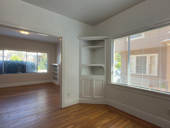 5th image of 33 Echo Ave APT 1