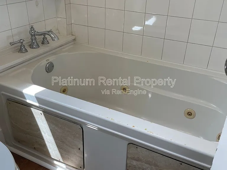1135 Coleman St SW — Photo 32