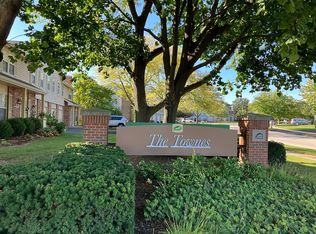 3094 Anton Cir, Aurora, IL 60504