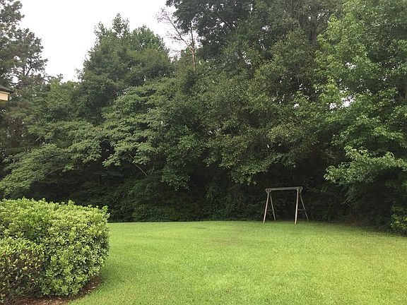 3rd image of 106 Monticello Dr