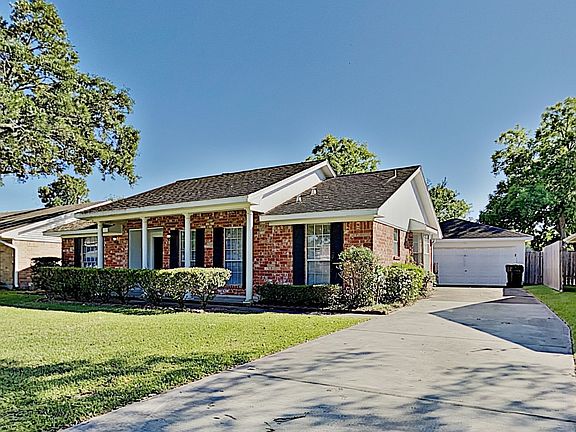 4th image of 11902 Kirkbriar Dr