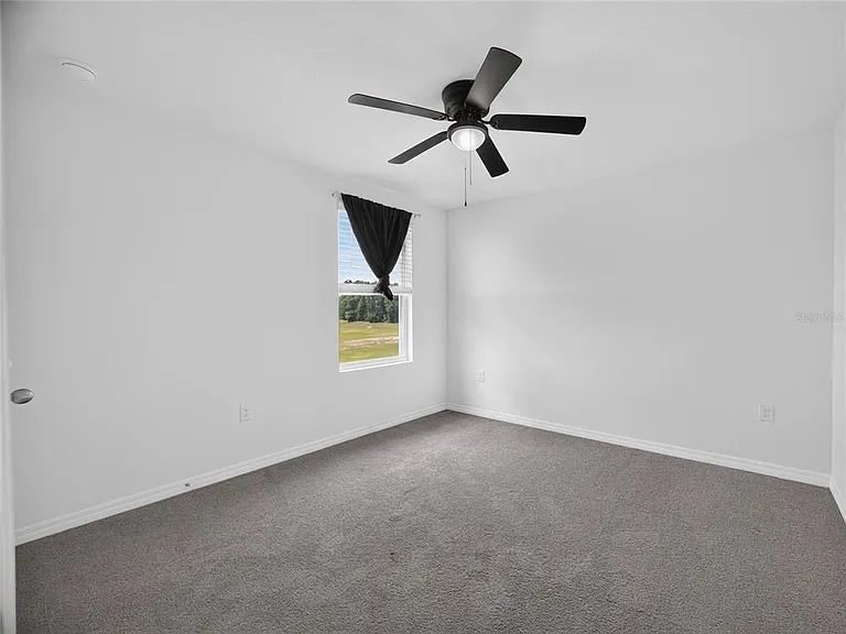 6484 SE 4th Ln — Photo 17