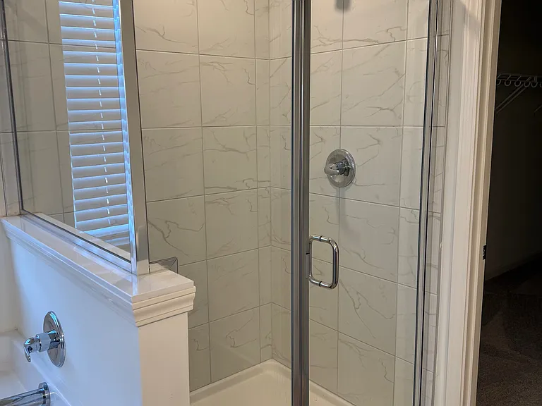 155 Wellesly Ave — Photo 11