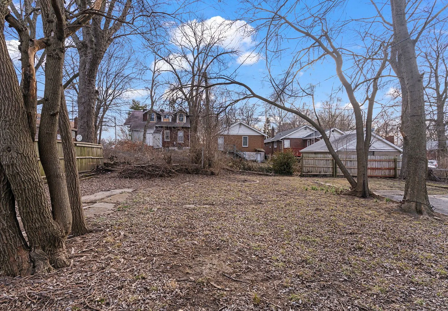 8212 Toddy Ave - 1 — Photo 4
