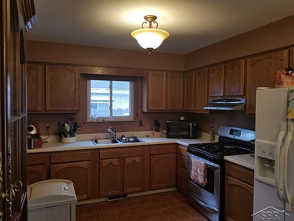 4th image of 3313 Weiss St