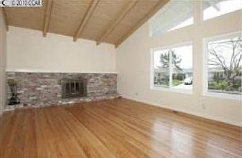 2nd image of 40 Simpson Dr