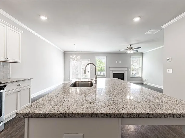 2414 Morgan Place Dr — Photo 16