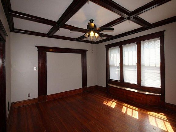 4th image of 3425 Winnebago St #1F