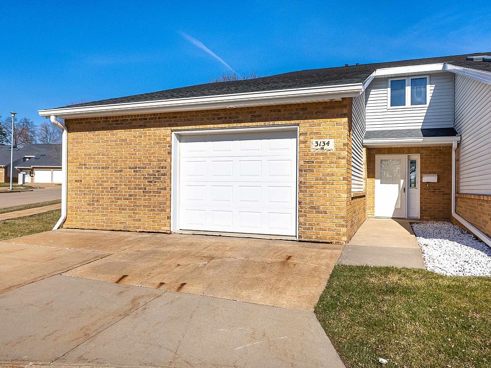 1st image of 3134 Pasadena Ct Unit 18
