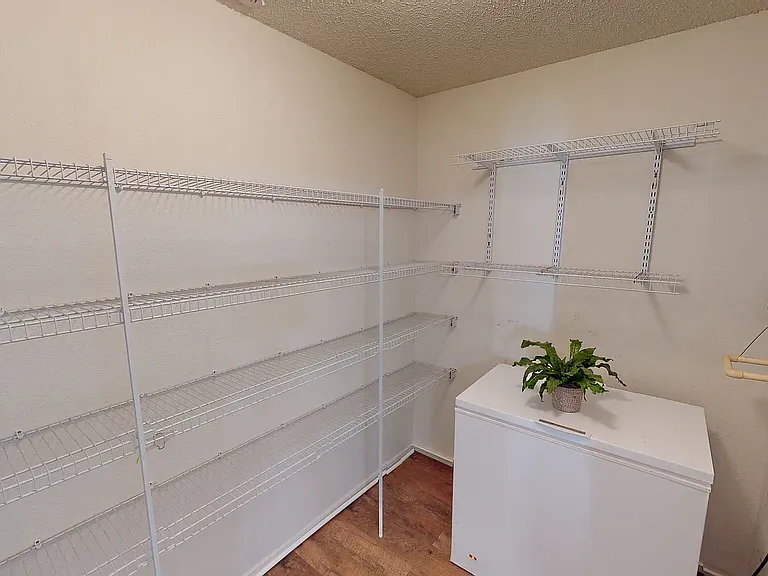 15312 Beam St — Photo 18
