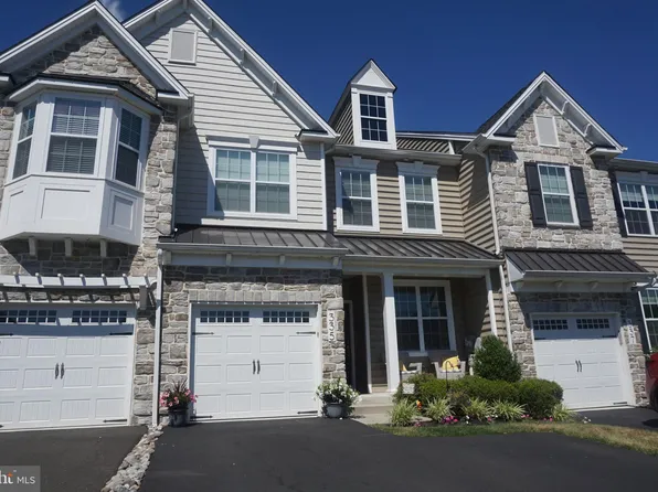 335 W Boulder Dr, Chalfont, PA 18914