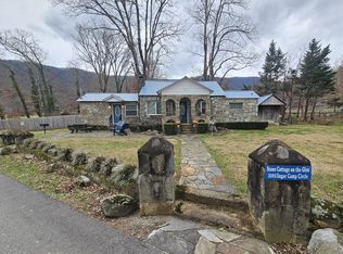 3593 Sugar Camp Cir, Sevierville, TN 37862