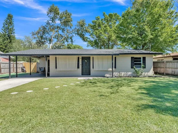 210 Pinehurst Dr, Auburndale, FL 33823