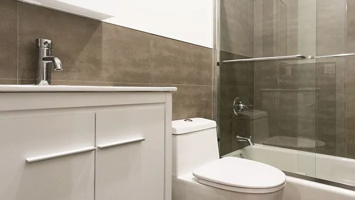 Rented by Nooklyn NYC LLC | media 7