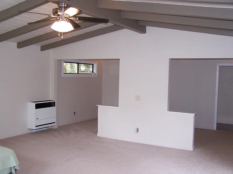 707 Crocker Ave — Photo 12