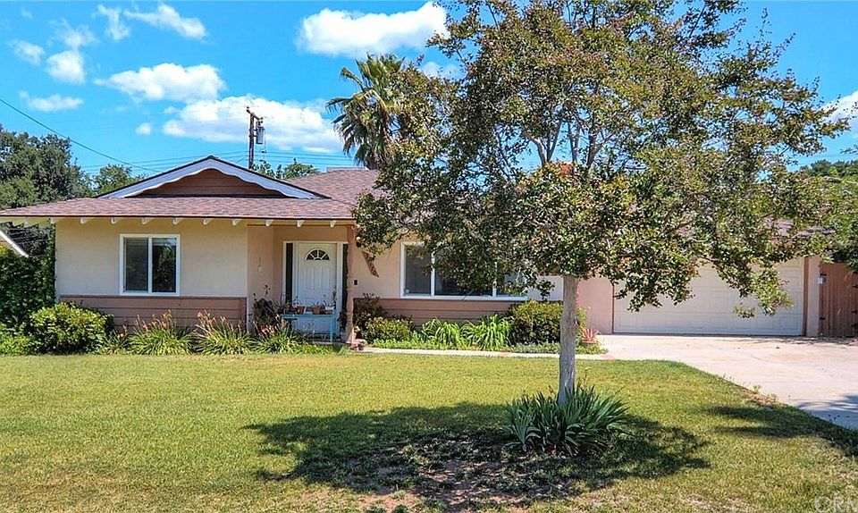 1st image of 35170 Bella Vista Dr
