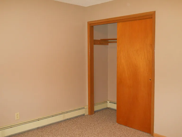 525 W Spring St #8 — Photo 6