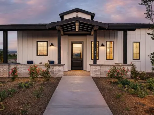 11800 N GREENWICH Boulevard #100, Surprise, AZ 85388