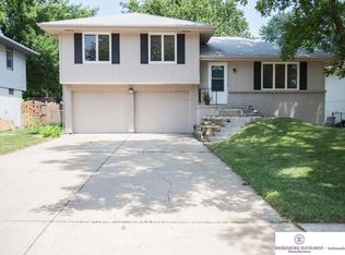 15706 Orchard Ave, Omaha, NE 68135