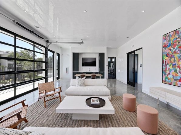 7500 W Slaughter Ln APT 1302