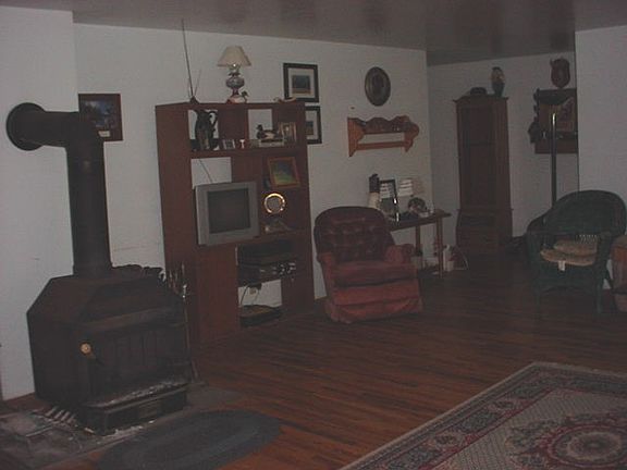 3rd image of 46633 St. Rt. 160