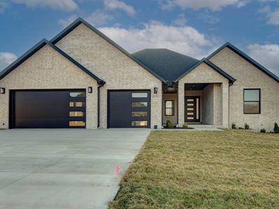 2112 N Sun Valley Drive, Springfield, MO, 65802