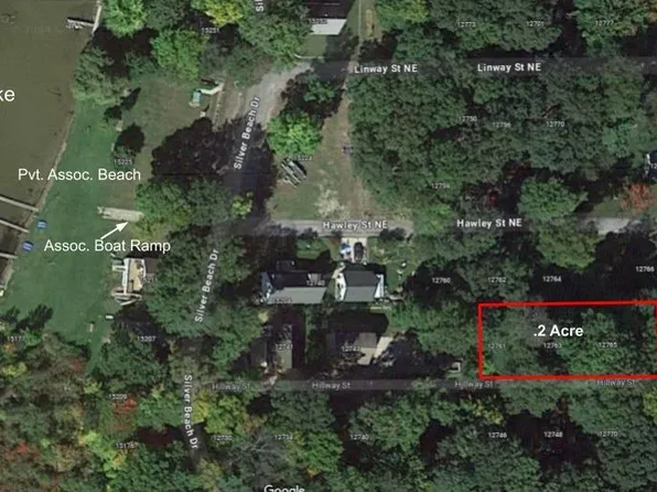 12761 Hillway St, Gowen, MI 49326