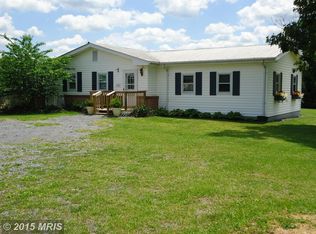 1686 Tub Run Hollow Rd, Hedgesville, WV 25427