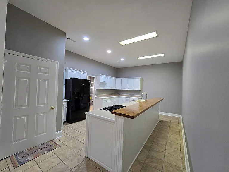 900 Race Track Rd — Photo 5