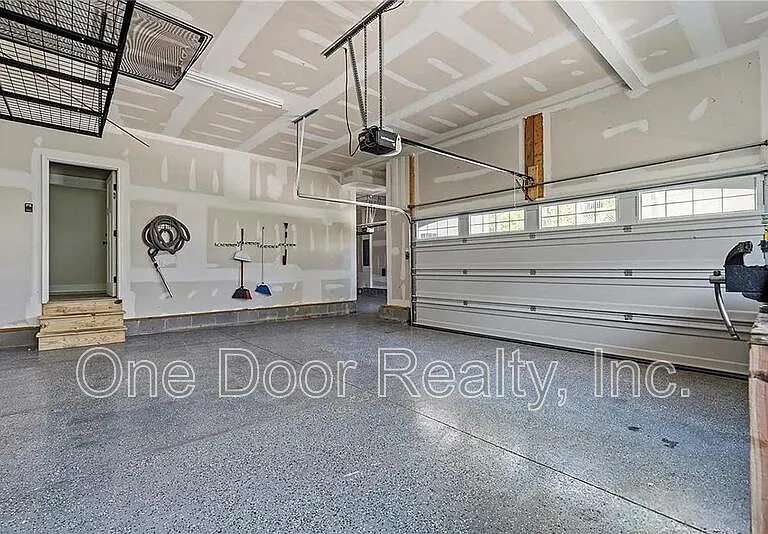 5320 Linkshire Ln — Photo 24