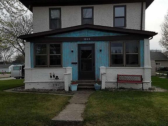 2nd image of 1003 N Washington St