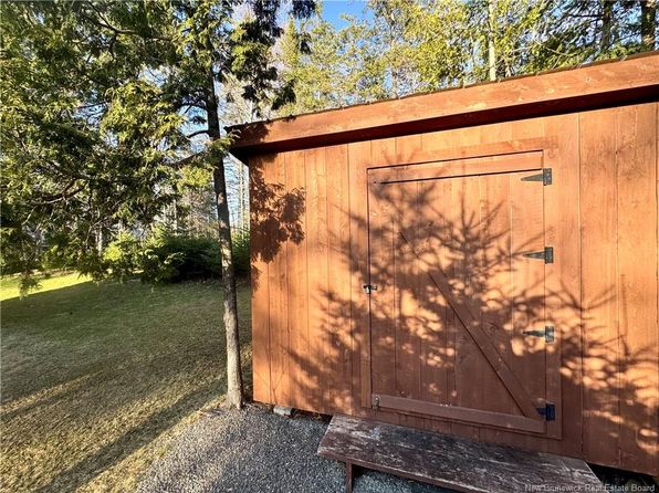 101 Coombes Rd, Saint Laonard, NB E7E 2P8