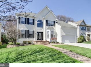 56 Oakhurst Ln, Mount Laurel, NJ 08054